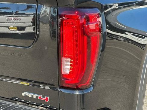 Used 2021 GMC Sierra 1500 AT4 image 27