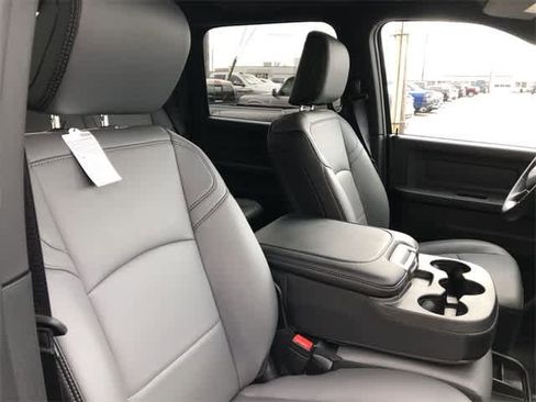 New 2026 RAM 3500 Tradesman w/ Chrome Appearance Group image 32