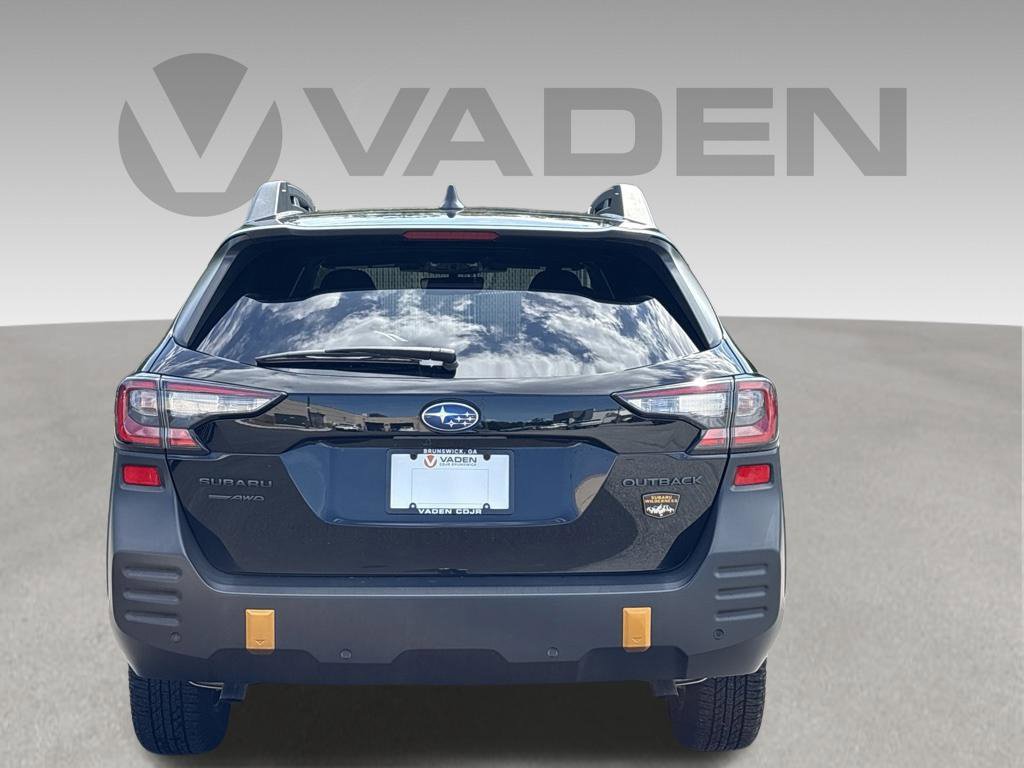 Used 2025 Subaru Outback Wilderness AWD/4WD image 4