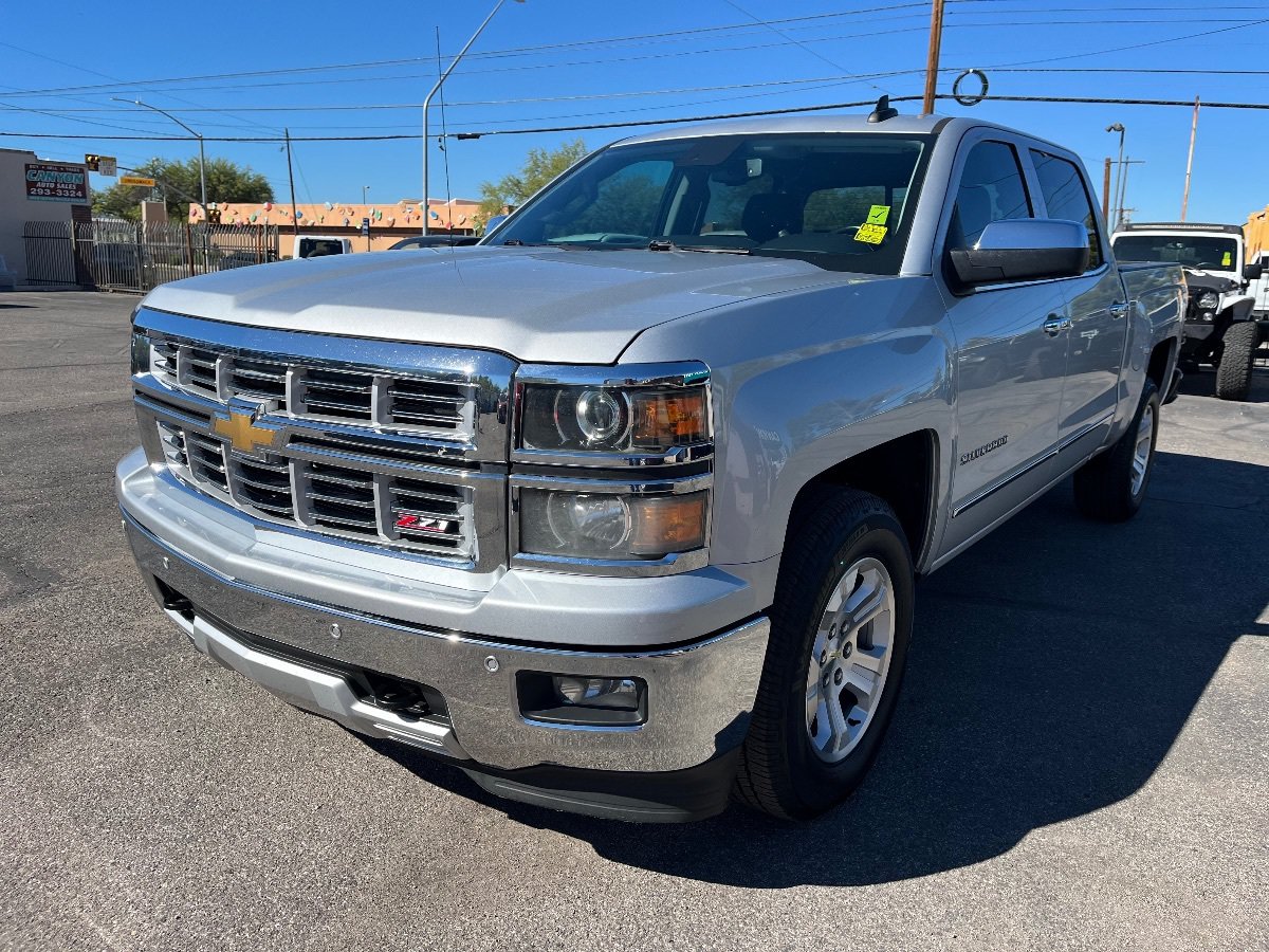 Used 2015 Chevrolet Silverado 1500 LTZ Z71 w/ LTZ Plus Package AWD/4WD image 11