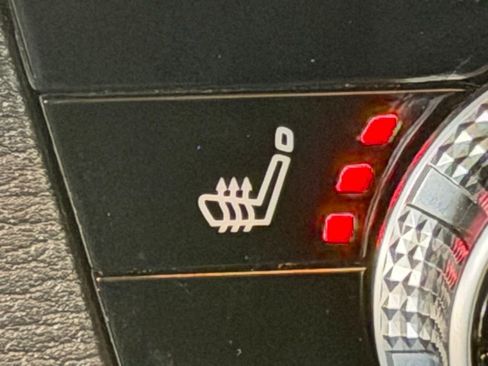 Used 2024 Mitsubishi Outlander SE image 22