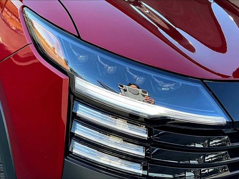 New 2026 Nissan Kicks SR w/ SR Premium Package image 13