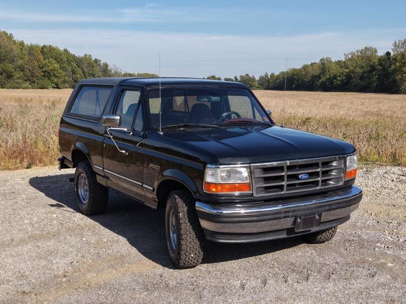 Used 1995 Ford Bronco XLT AWD/4WD image 4
