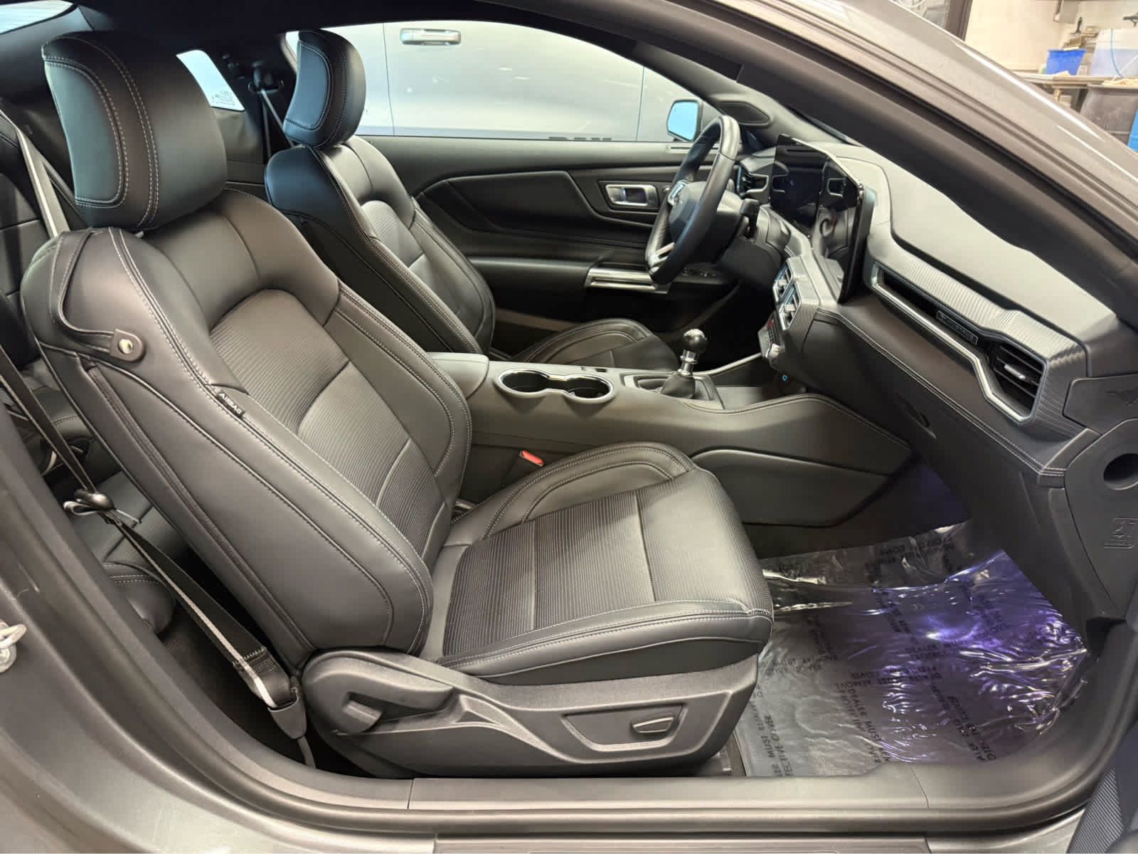 Used 2025 Ford Mustang GT Premium RWD image 27