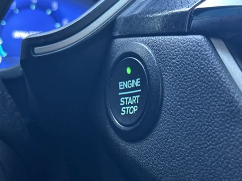 Certified 2022 Ford Escape SEL w/ SEL Stealth AWD Package image 23