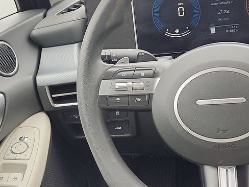 Used 2024 Hyundai Sonata SEL AWD/4WD image 15