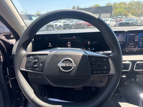 Used 2026 Nissan Sentra SV w/ Floor Mat Package FWD image 14