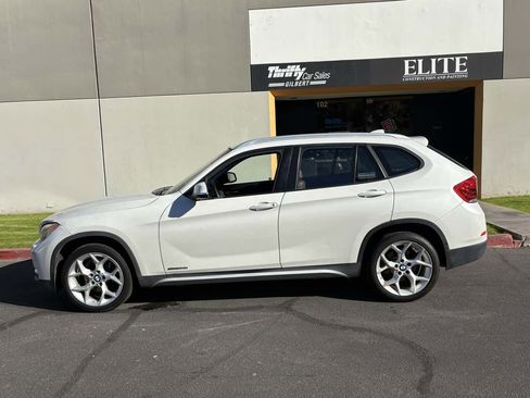 Used 2014 BMW X1 sDrive28i image 3