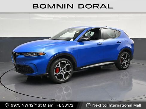 Used 2024 Alfa Romeo Tonale Veloce AWD/4WD image 1