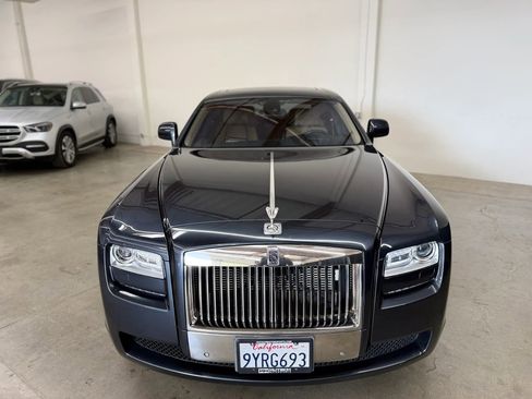 Used 2011 Rolls-Royce Ghost RWD image 3