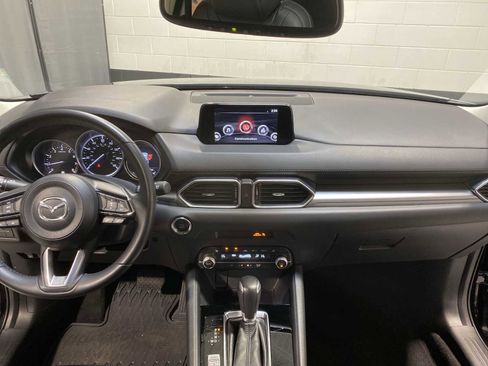 Used 2020 MAZDA CX-5 Touring image 10