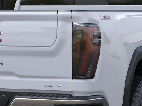 New 2026 GMC Sierra 2500 SLT w/ SLT Premium Package image 12