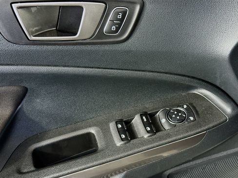 Used 2021 Ford EcoSport SE w/ SE Convenience Package FWD image 18