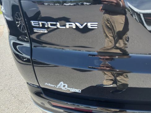 Used 2026 Buick Enclave Avenir w/ Super Cruise Package AWD/4WD image 7