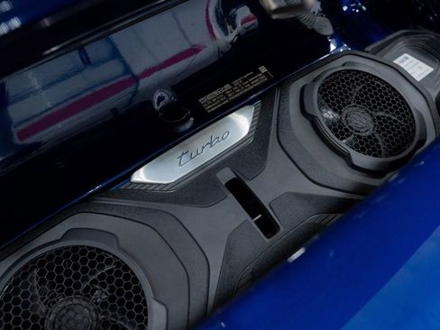 Used 2022 Porsche 911 Turbo image 60