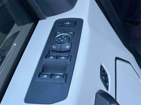 Used 2020 Ford F250 Limited image 24