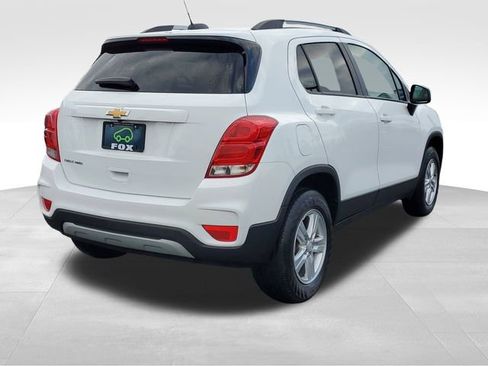 Certified 2022 Chevrolet Trax LT w/ LT Convenience Package image 5