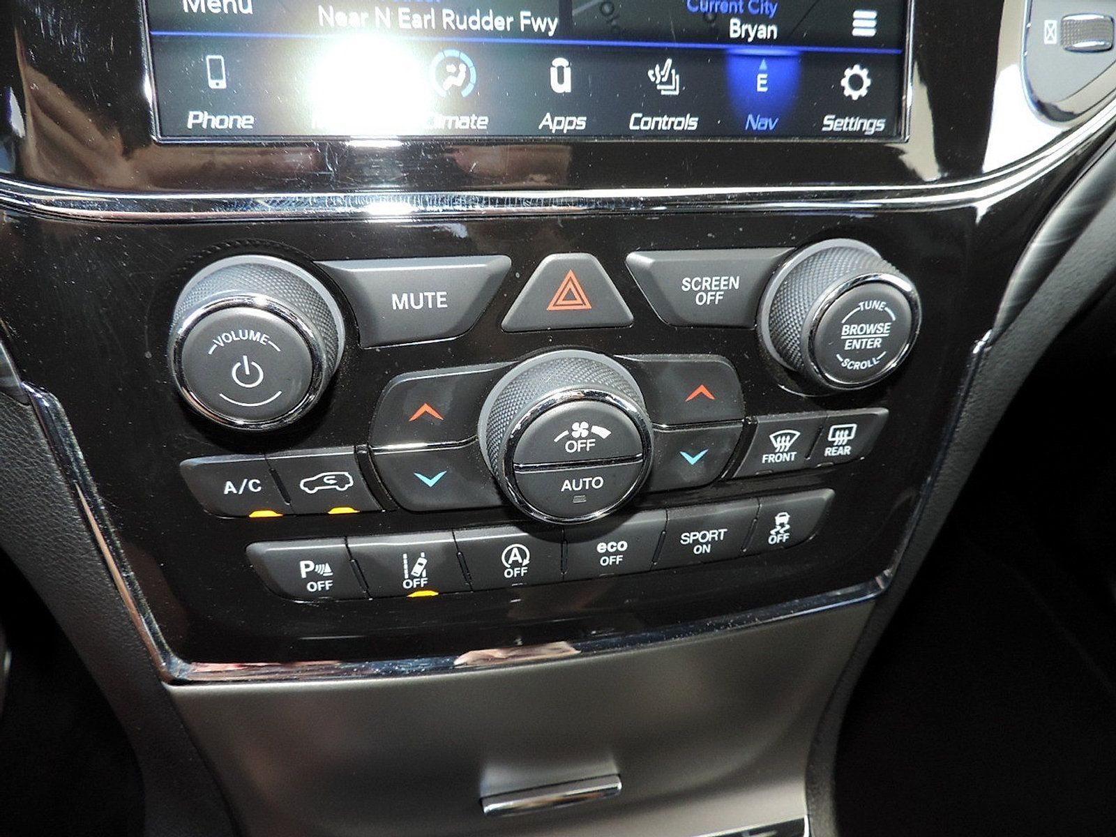 Used 2021 Jeep Grand Cherokee Laredo X RWD image 19
