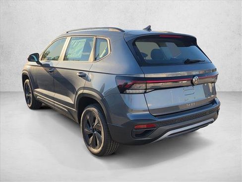 New 2026 Volkswagen Taos S image 9