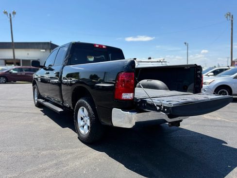 Used 2016 RAM 1500 Classic SLT AWD/4WD image 5