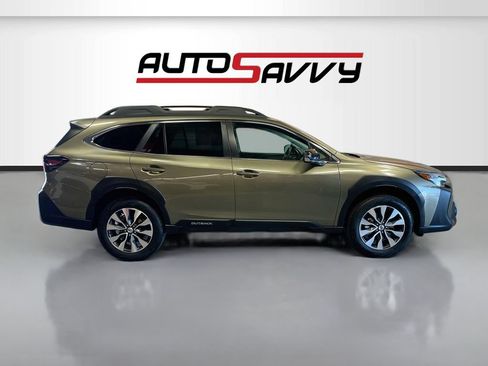 Used 2024 Subaru Outback Limited AWD/4WD image 8