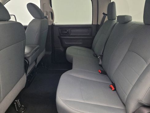 Used 2017 RAM 1500 Express image 18