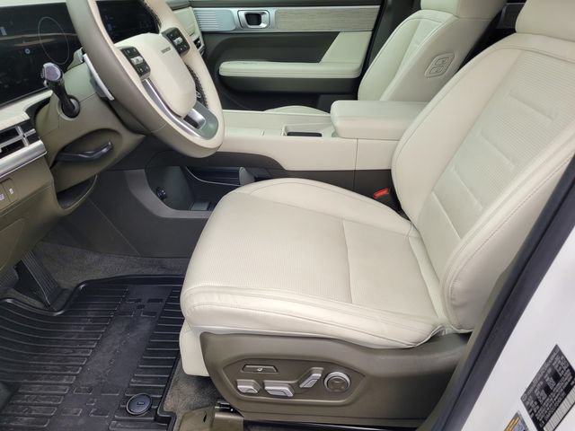 Used 2025 Hyundai Santa Fe Calligraphy AWD/4WD image 17