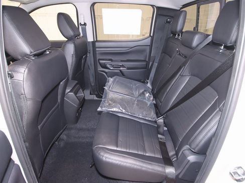 New 2025 Ford Ranger Lariat w/ Black Appearance Package image 14