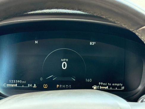 Used 2020 Lincoln Nautilus Reserve image 12