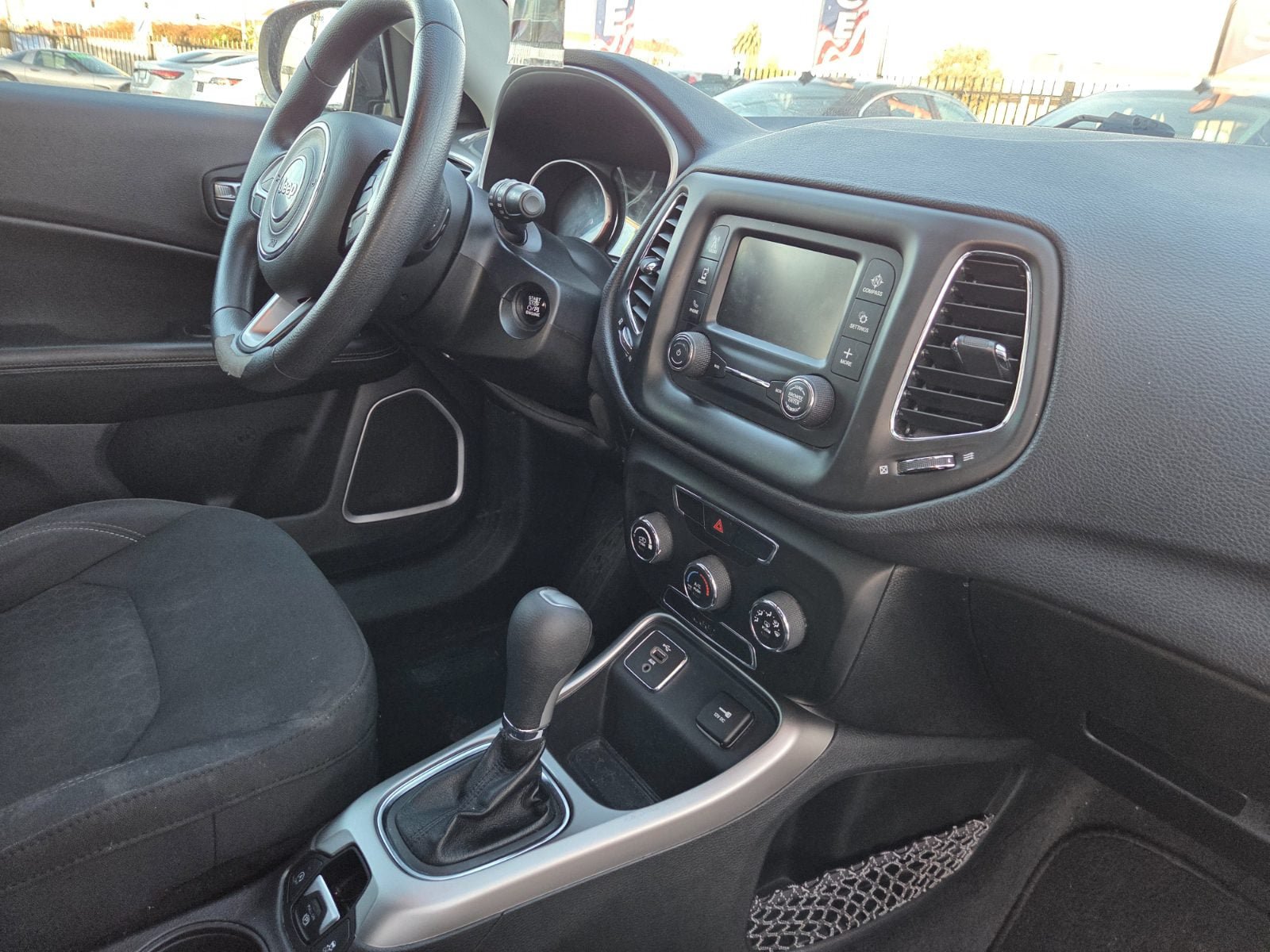 Used 2018 Jeep Compass Sport FWD image 14