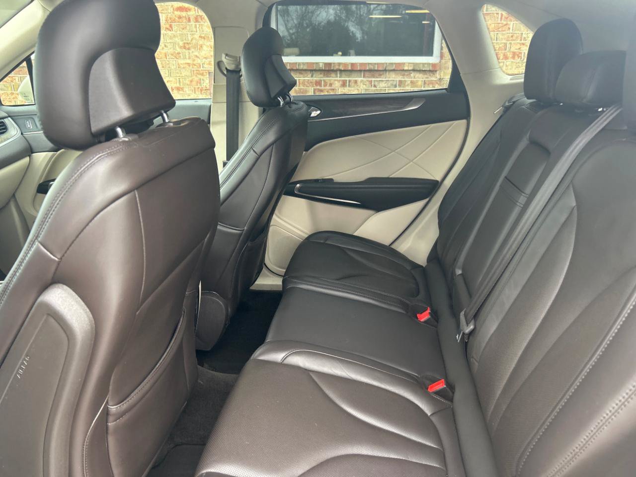Used 2018 Lincoln MKC Reserve w/ Lincoln MKC Climate Package AWD/4WD image 21