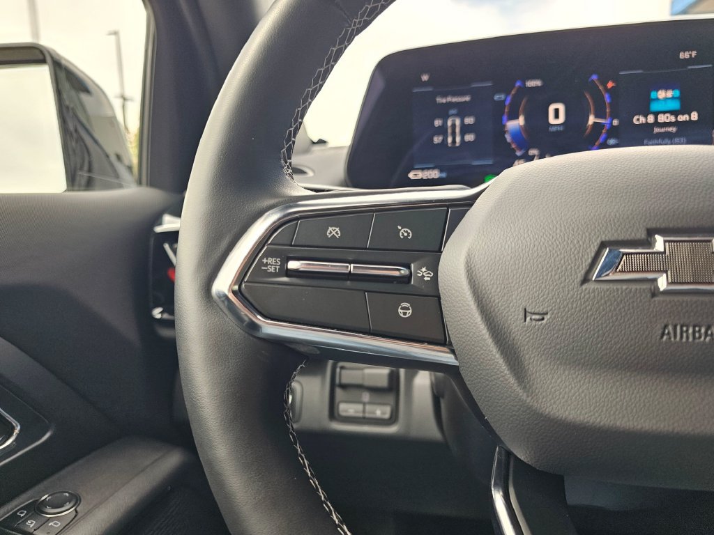 Used 2026 Chevrolet Silverado EV Trail Boss AWD/4WD image 35
