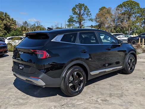 Certified 2026 Kia Sportage LX w/ LX Convenience Package image 8