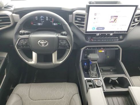Used 2023 Toyota Tundra Limited AWD/4WD image 18