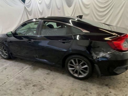 Used 2019 Honda Civic EX image 6