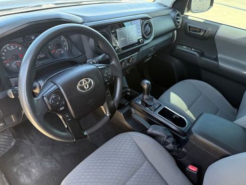 Used 2021 Toyota Tacoma SR w/ SR Convenience Package image 11