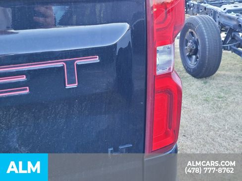 Used 2021 Chevrolet Silverado 1500 LT Trail Boss w/ LT Trail Boss Premium Package image 15