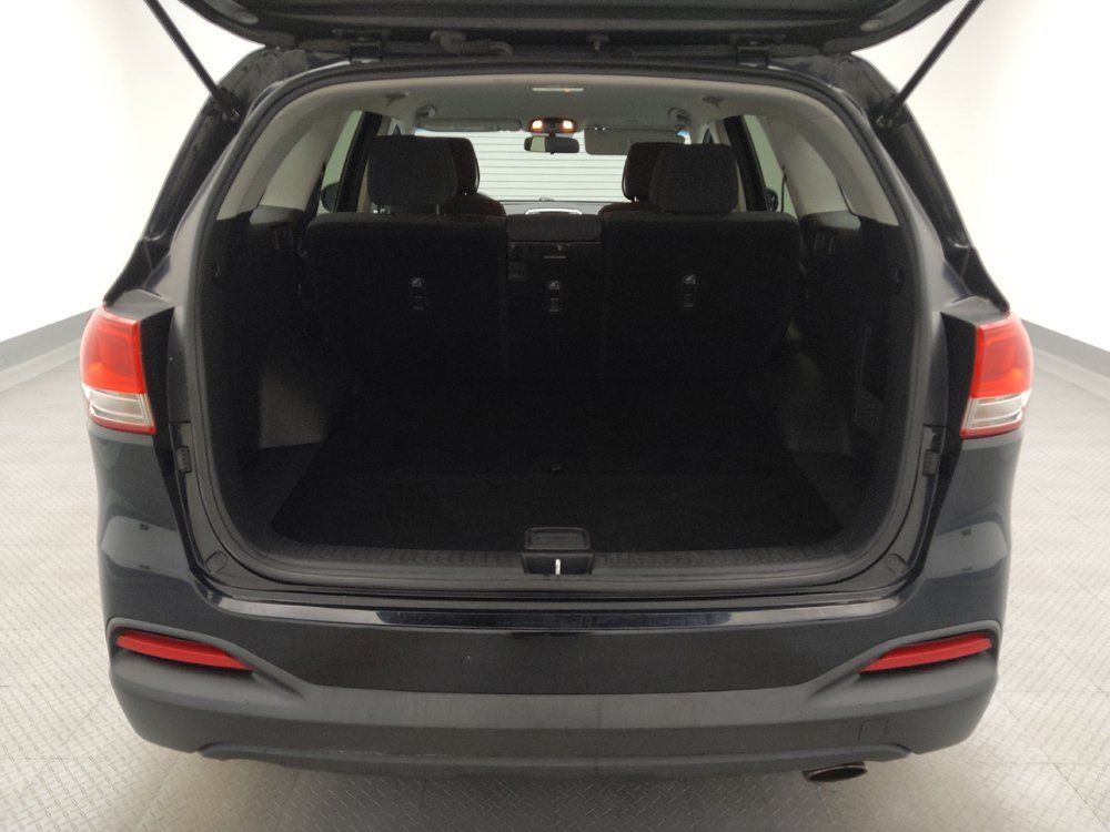Used 2016 Kia Sorento AWD image 29
