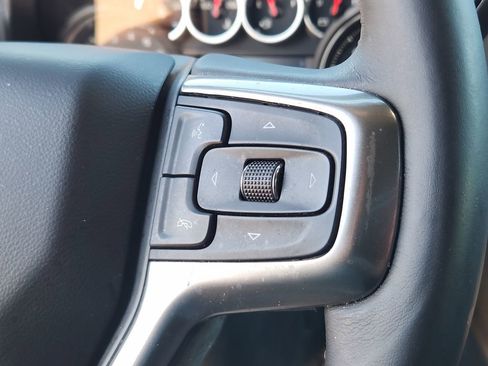 Used 2021 Chevrolet Silverado 1500 RST image 34