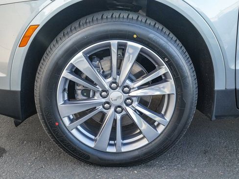 Used 2025 Cadillac XT5 Premium Luxury image 9