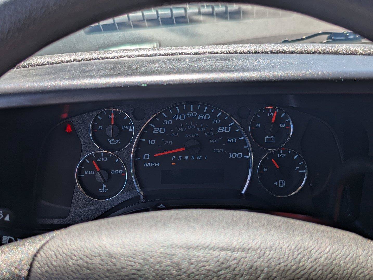 Used 2025 Chevrolet Express 2500 w/ Driver Convenience Package RWD image 14