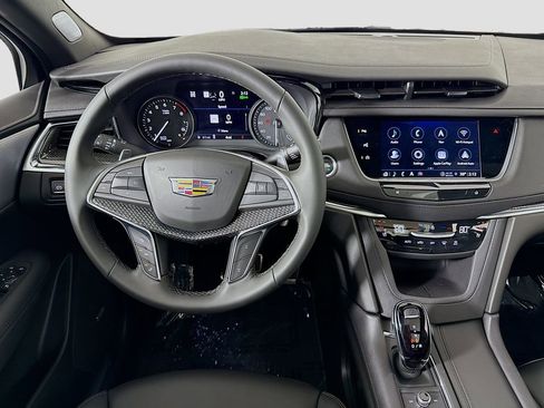 New 2026 Cadillac XT5 Sportv image 23