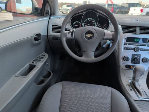 Used 2008 Chevrolet Malibu LS image 23
