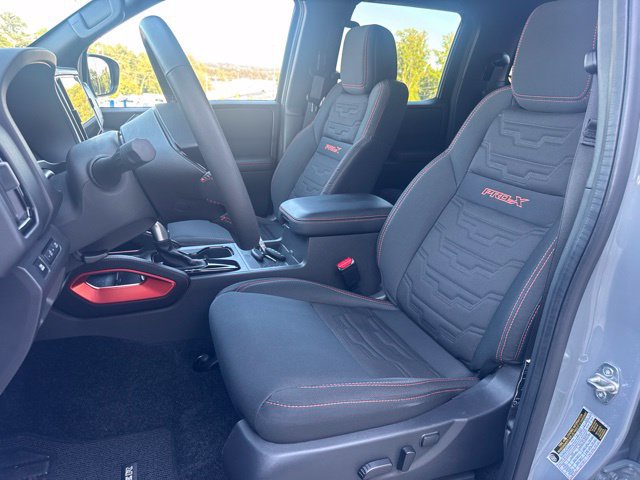 Used 2025 Nissan Frontier Pro-X w/ Pro Convenience Package RWD image 9