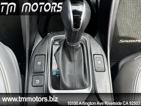 Used 2015 Hyundai Santa Fe Sport 2.0T w/ Option Group 05 FWD image 16