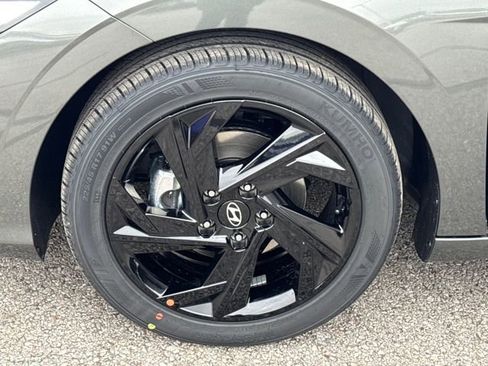New 2026 Hyundai Elantra Sport FWD image 20