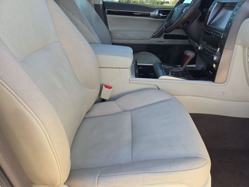 Used 2014 Lexus GX 460 w/ Premium Package image 23