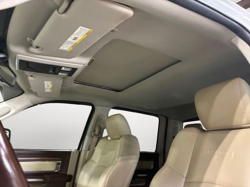 Used 2017 RAM 1500 Laramie w/ Convenience Group image 23