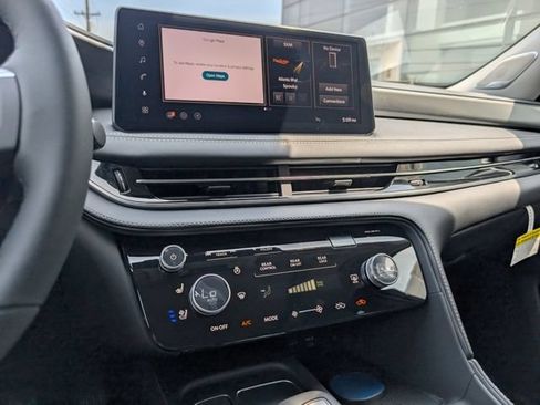 New 2027 INFINITI QX60 Luxe w/ Cargo Package FWD image 13
