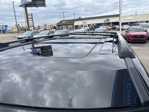 Used 2015 Ford Explorer XLT w/ Equipment Group 202A image 8